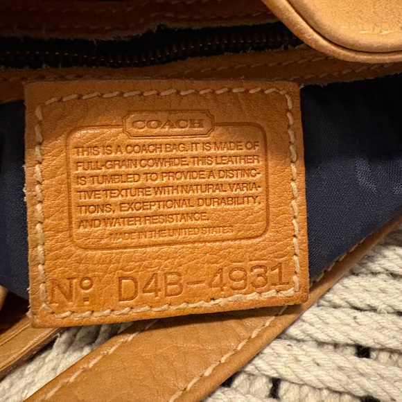 Coach Sonoma Leather Drawstring Bucket Bag - Picture 7 of 8